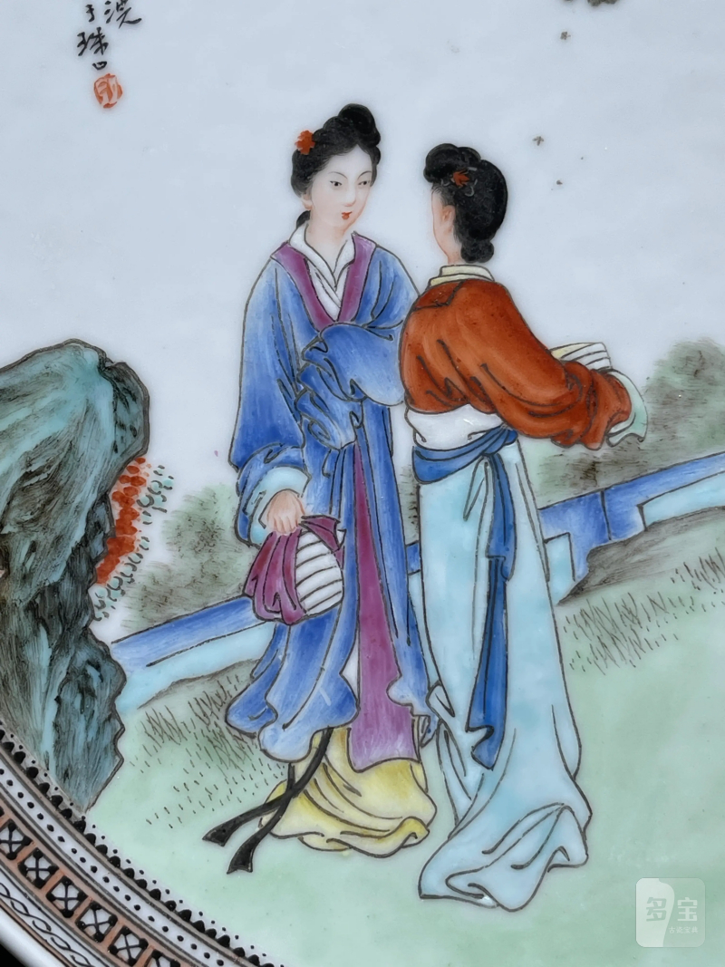 民国 王锡良画粉彩仕女纹大盘 - 图3